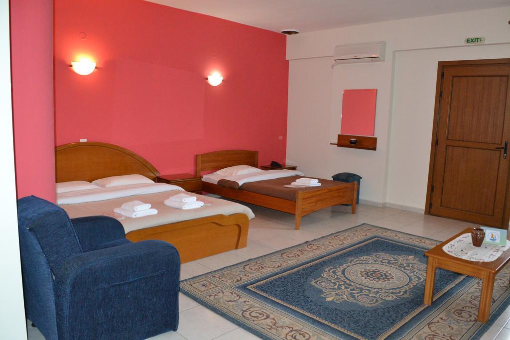 Porto Lagos Rooms מראה חיצוני תמונה
